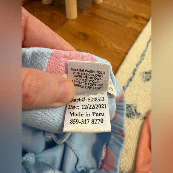 The Beaufort Bonnet Company TBBC Apple Print Shipley Shorts Size 4T - Picture 7 of 7